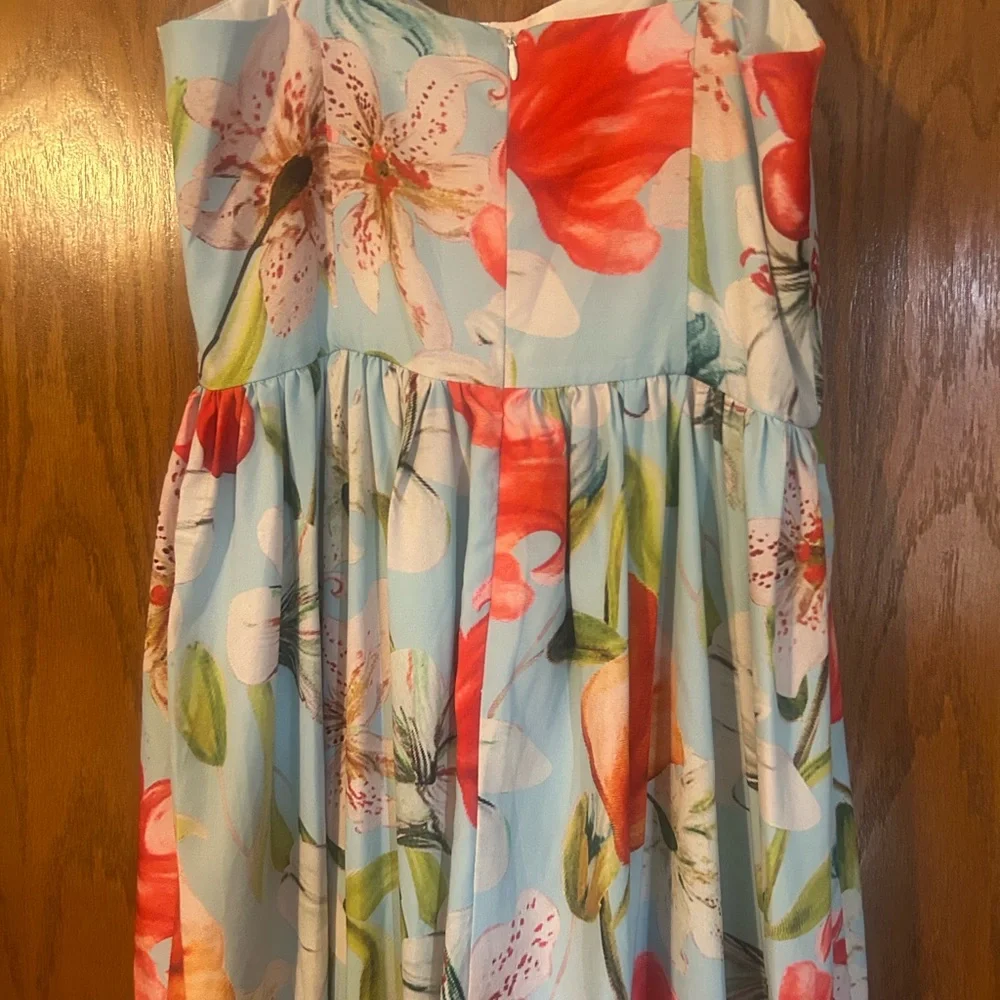 Floral Women’s Dress in Blue and Red - Picture 8 of 8